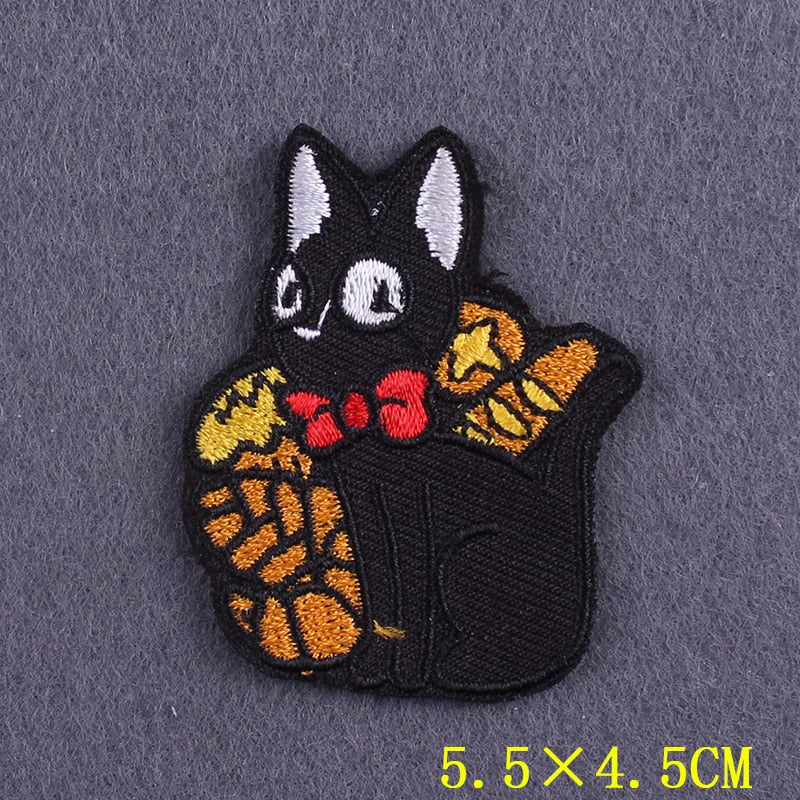 japanese Anime Patches On Clothes Calcifer Iron on Embroidered Patches For Clothing DIY Chainsaw Man Stripes Applique Accessory